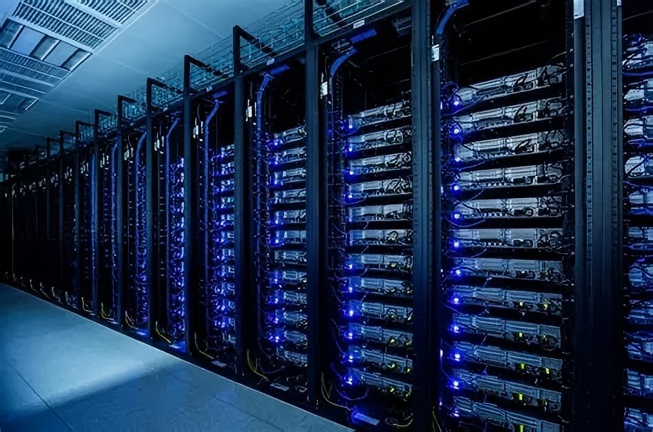 1768269038668776.jpg 数据中心.jpg